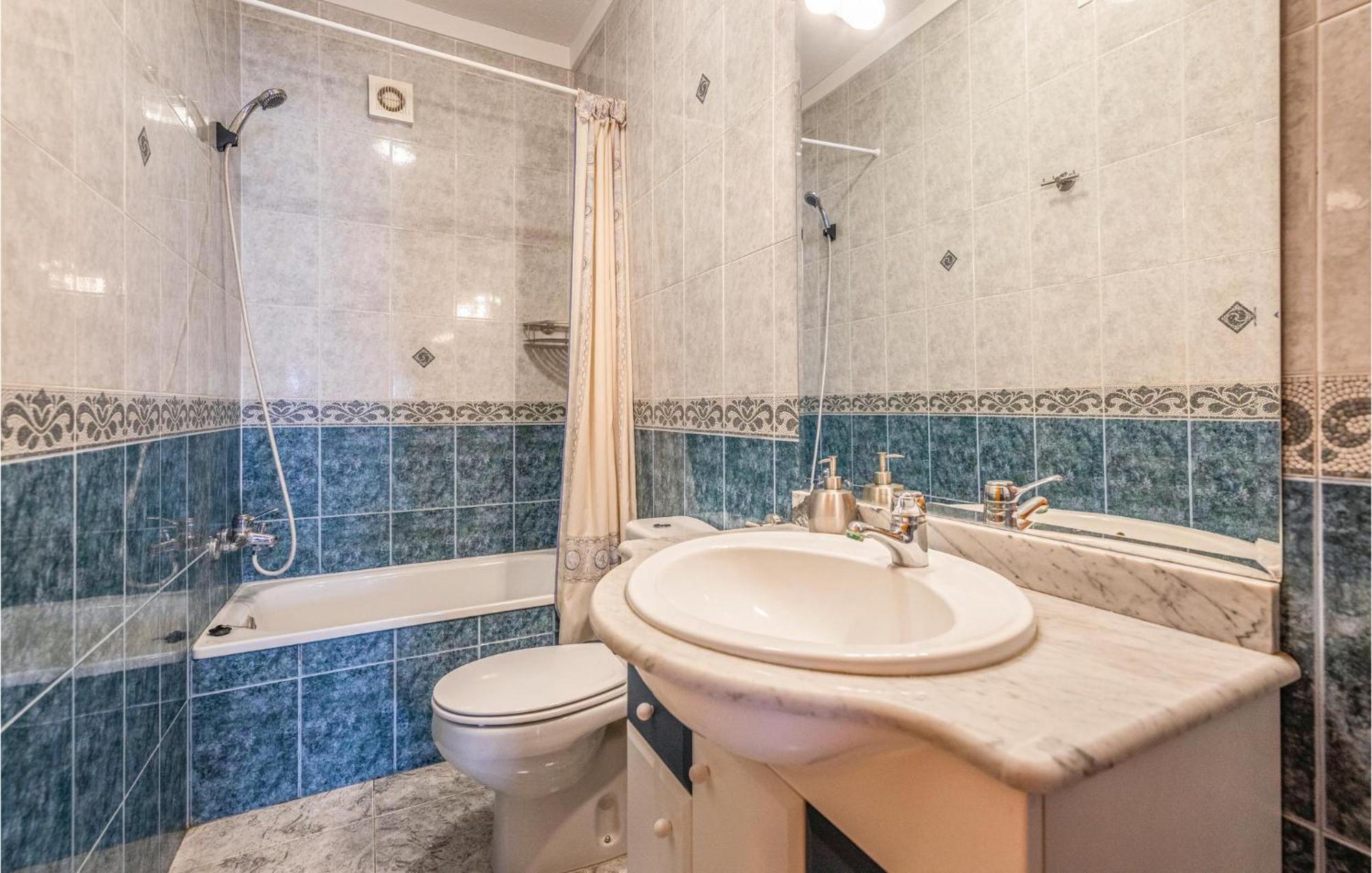 Awesome Home In Riells I Viabrea With Wifi Breda Exterior photo